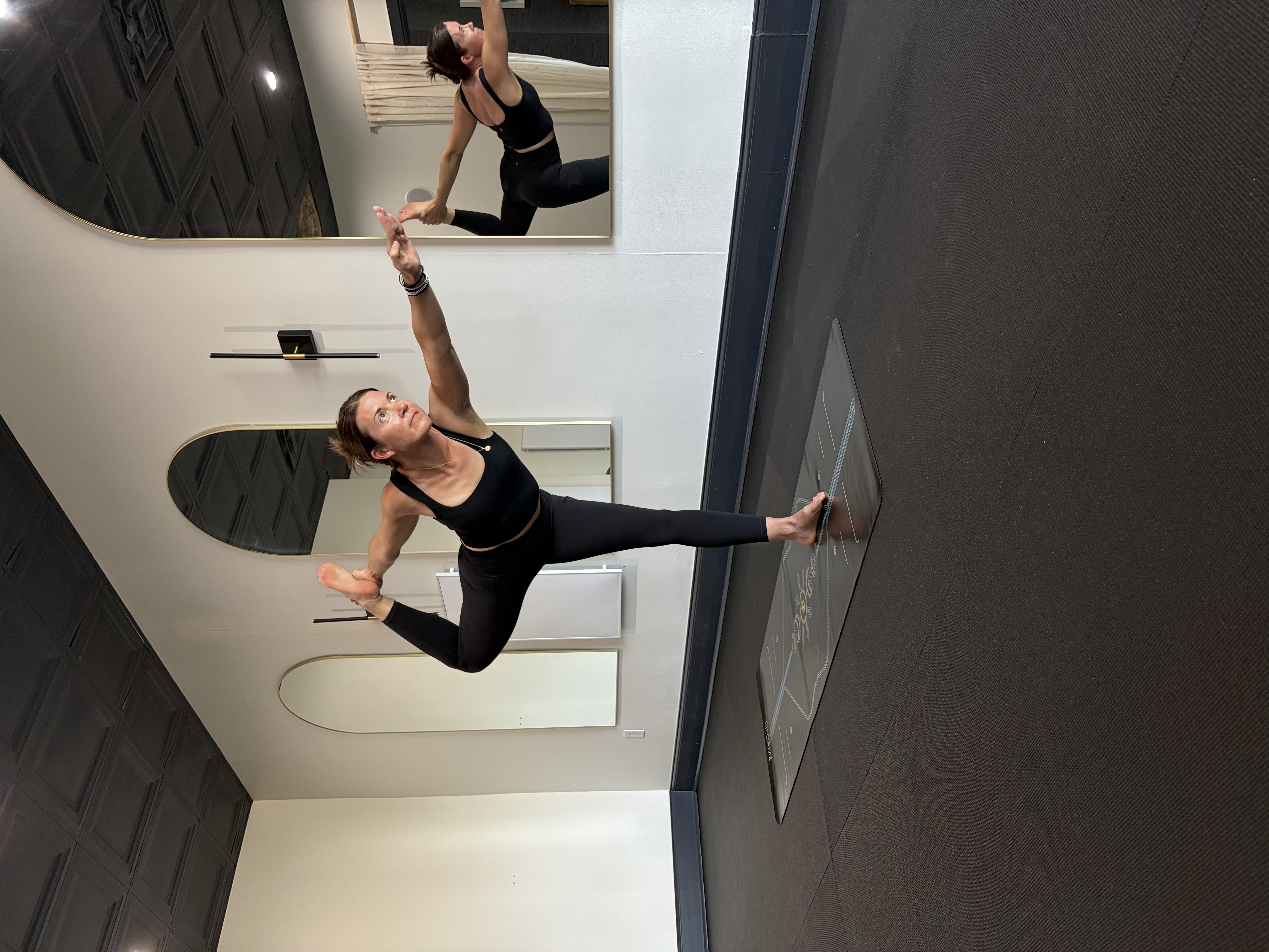 4a - Standing Bow Pulling Pose (Right)